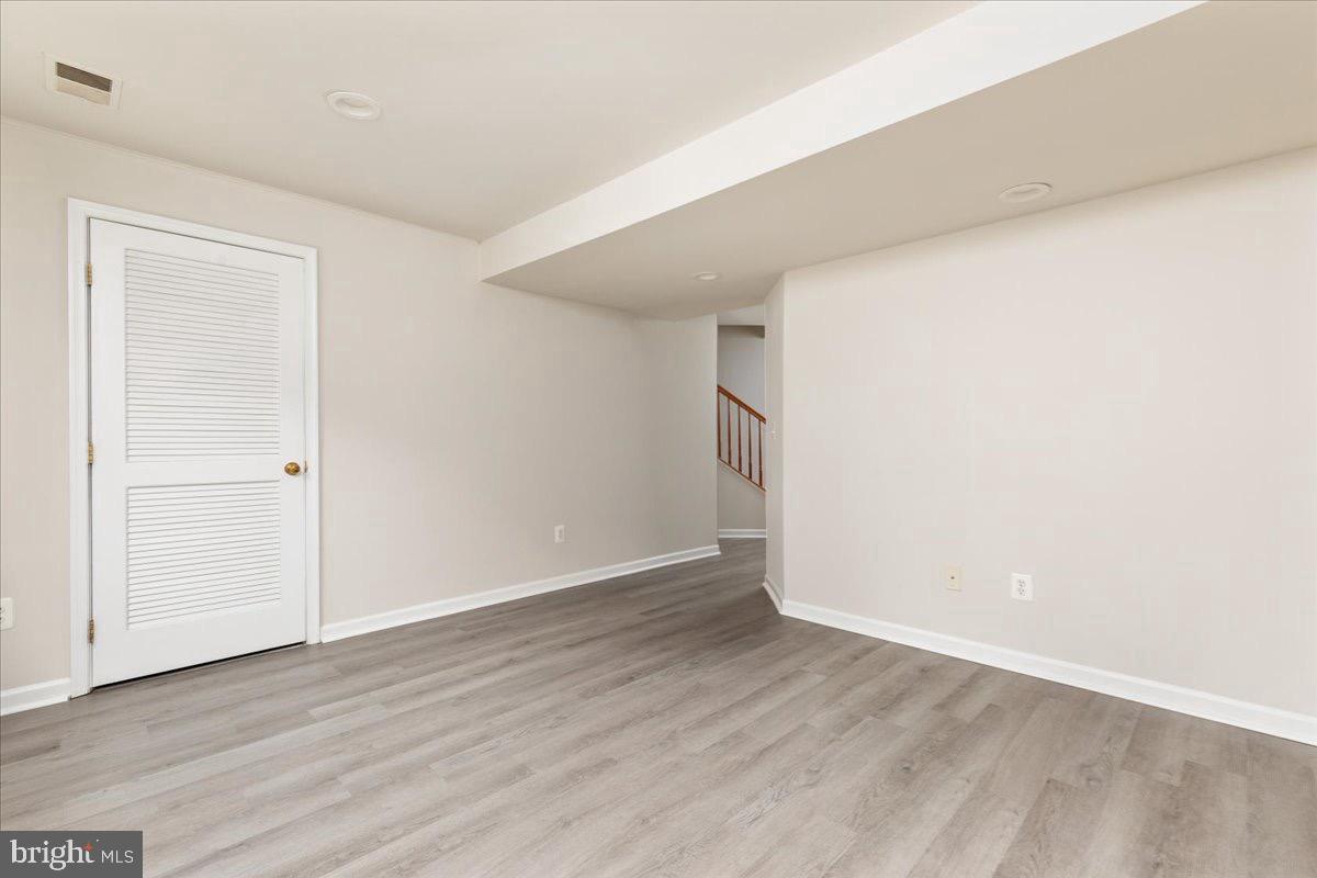 251 PATRIOTS PL, WOODSTOCK, Virginia 22664, 3 Bedrooms Bedrooms, 6 Rooms Rooms,2 BathroomsBathrooms,Residential,For sale,251 PATRIOTS PL,VASH2012196 MLS # VASH2012196