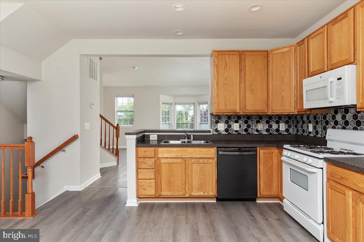 251 PATRIOTS PL, WOODSTOCK, Virginia 22664, 3 Bedrooms Bedrooms, 6 Rooms Rooms,2 BathroomsBathrooms,Residential,For sale,251 PATRIOTS PL,VASH2012196 MLS # VASH2012196