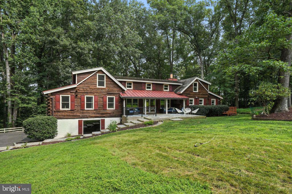 1536 WINDSTONE DR, VIENNA, Virginia 22182, 5 Bedrooms Bedrooms, ,5 BathroomsBathrooms,Residential,For sale,1536 WINDSTONE DR,VAFX2260172 MLS # VAFX2260172