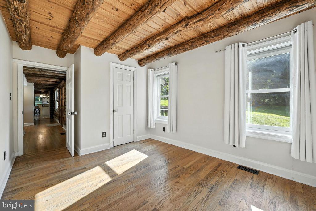 1536 WINDSTONE DR, VIENNA, Virginia 22182, 5 Bedrooms Bedrooms, ,5 BathroomsBathrooms,Residential,For sale,1536 WINDSTONE DR,VAFX2260172 MLS # VAFX2260172