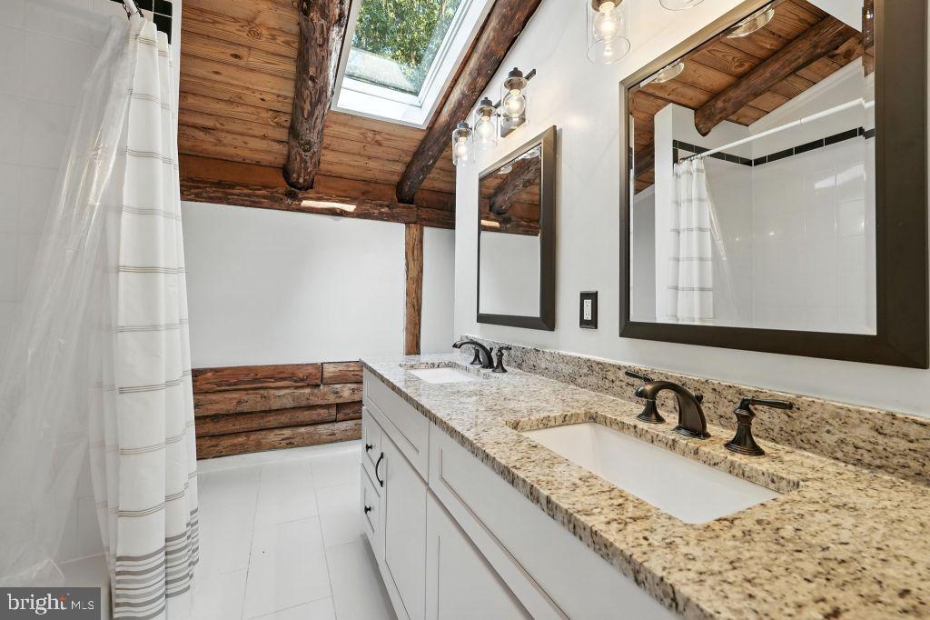 1536 WINDSTONE DR, VIENNA, Virginia 22182, 5 Bedrooms Bedrooms, ,5 BathroomsBathrooms,Residential,For sale,1536 WINDSTONE DR,VAFX2260172 MLS # VAFX2260172