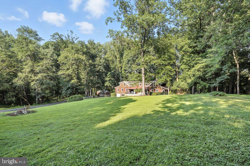 1536 WINDSTONE DR, VIENNA, Virginia 22182, 5 Bedrooms Bedrooms, ,5 BathroomsBathrooms,Residential,For sale,1536 WINDSTONE DR,VAFX2260172 MLS # VAFX2260172