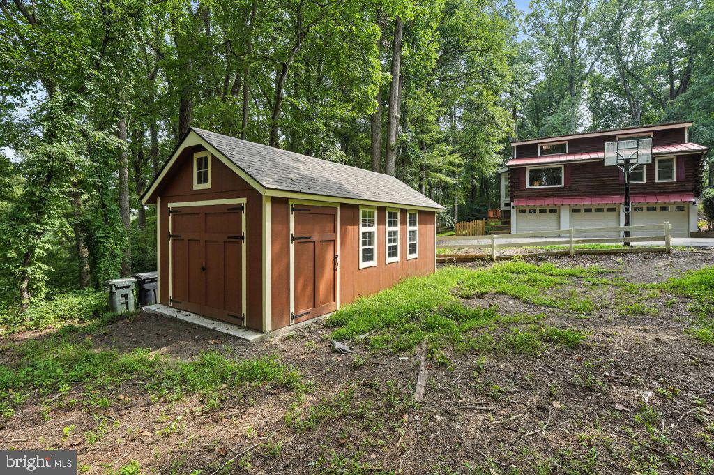 1536 WINDSTONE DR, VIENNA, Virginia 22182, 5 Bedrooms Bedrooms, ,5 BathroomsBathrooms,Residential,For sale,1536 WINDSTONE DR,VAFX2260172 MLS # VAFX2260172