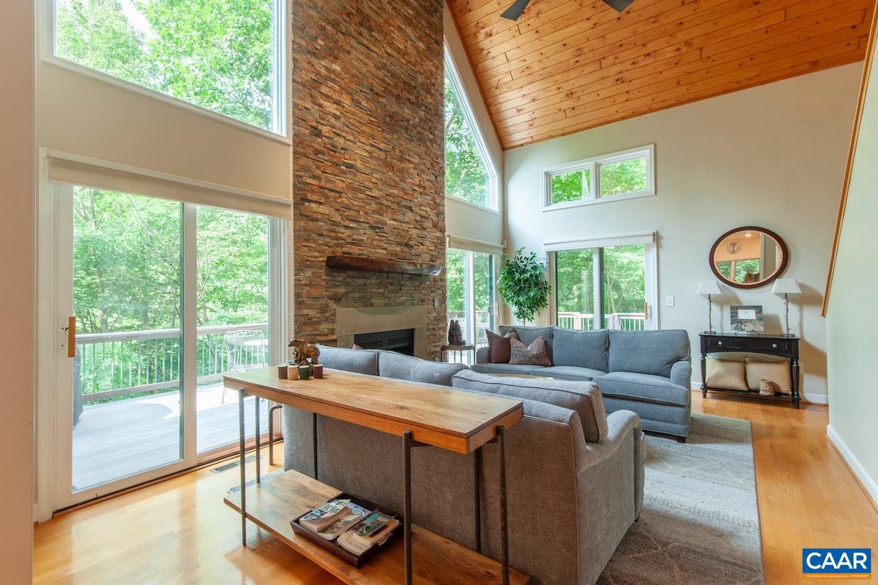 21 WEEPING ROCK LN, WINTERGREEN RESORT, Virginia 22967, 4 Bedrooms Bedrooms, ,4 BathroomsBathrooms,Residential,For sale,21 WEEPING ROCK LN,667634 MLS # 667634