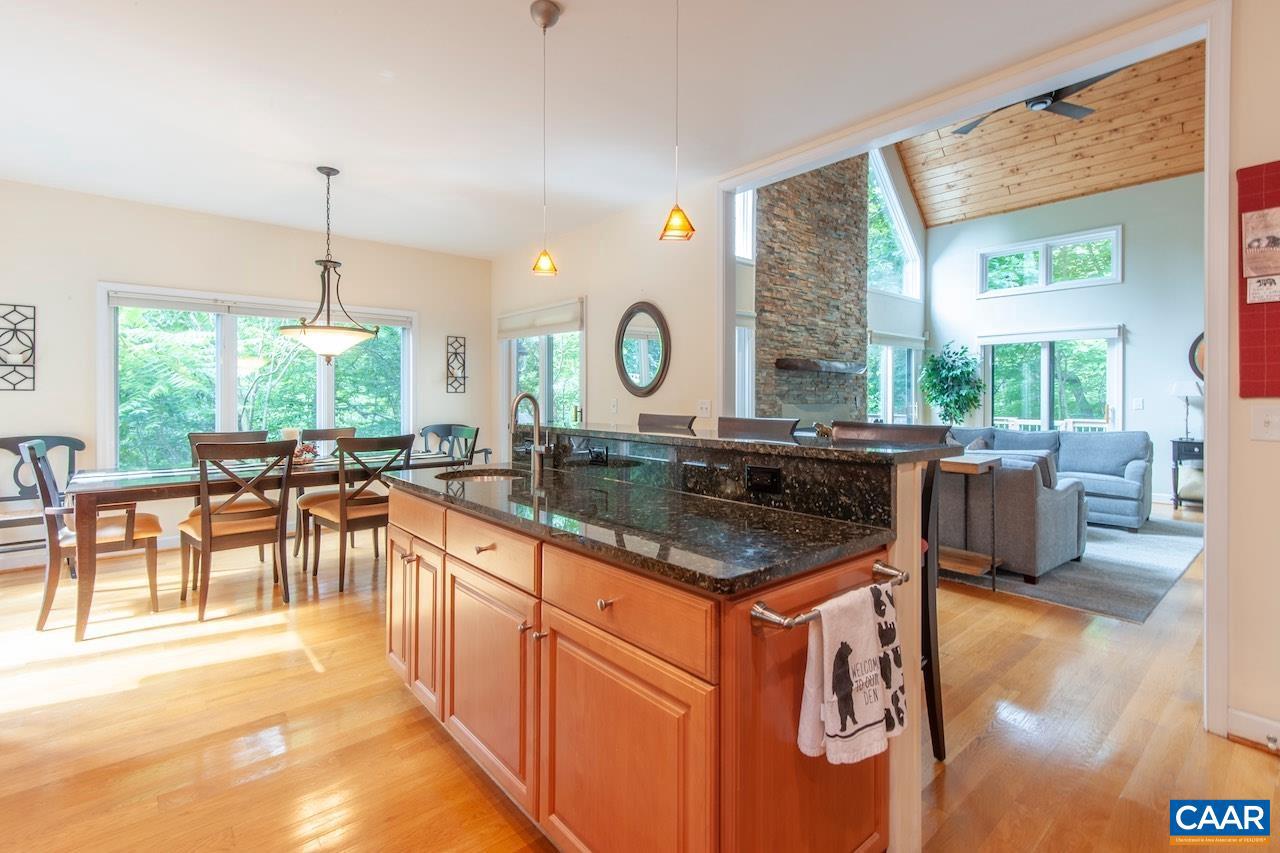 21 WEEPING ROCK LN, WINTERGREEN RESORT, Virginia 22967, 4 Bedrooms Bedrooms, ,4 BathroomsBathrooms,Residential,For sale,21 WEEPING ROCK LN,667634 MLS # 667634