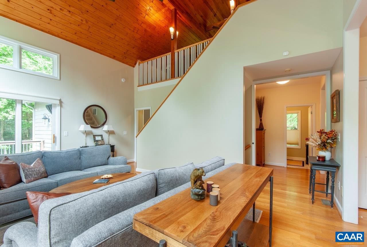21 WEEPING ROCK LN, WINTERGREEN RESORT, Virginia 22967, 4 Bedrooms Bedrooms, ,4 BathroomsBathrooms,Residential,For sale,21 WEEPING ROCK LN,667634 MLS # 667634