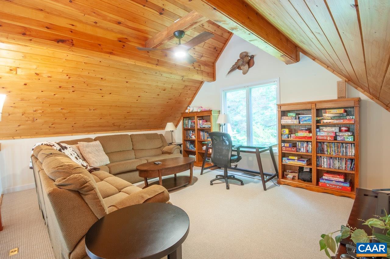 21 WEEPING ROCK LN, WINTERGREEN RESORT, Virginia 22967, 4 Bedrooms Bedrooms, ,4 BathroomsBathrooms,Residential,For sale,21 WEEPING ROCK LN,667634 MLS # 667634