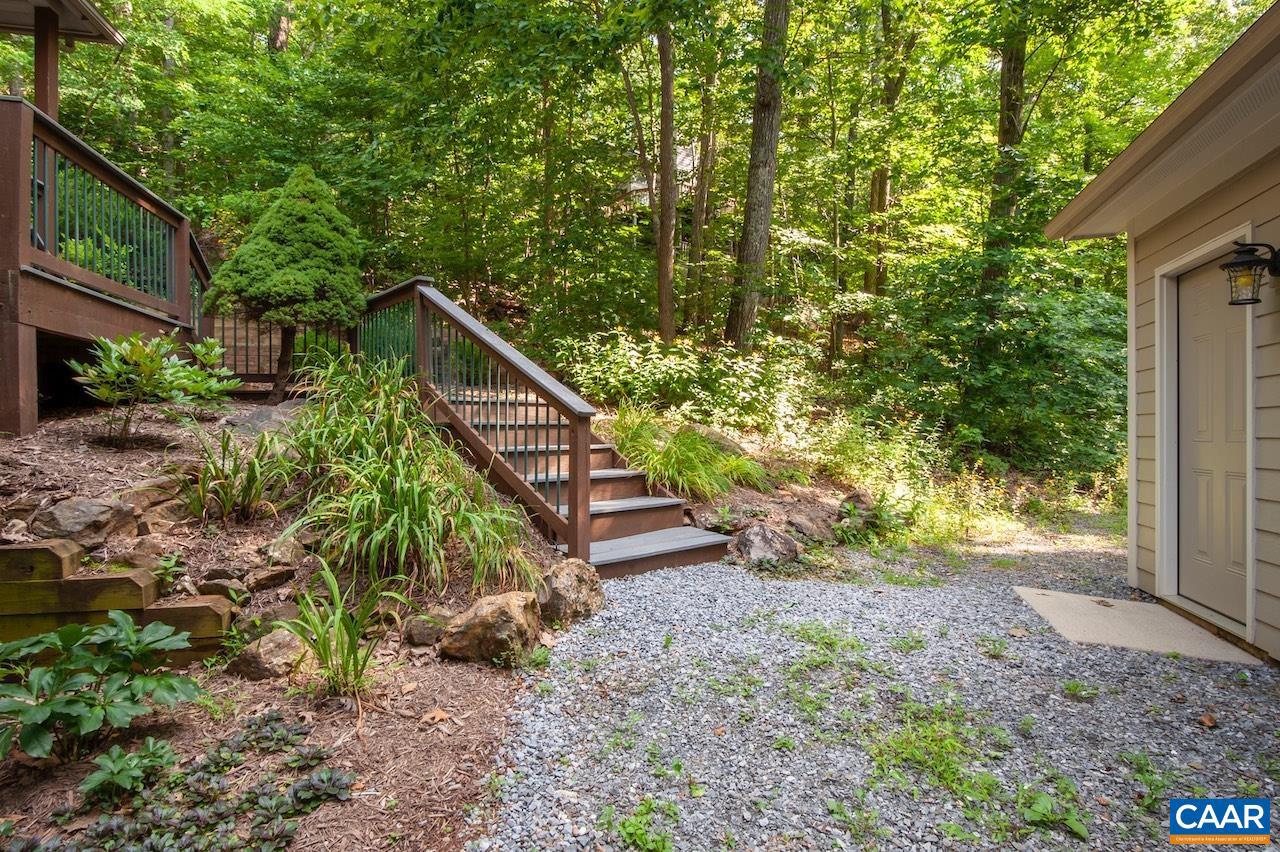 21 WEEPING ROCK LN, WINTERGREEN RESORT, Virginia 22967, 4 Bedrooms Bedrooms, ,4 BathroomsBathrooms,Residential,For sale,21 WEEPING ROCK LN,667634 MLS # 667634
