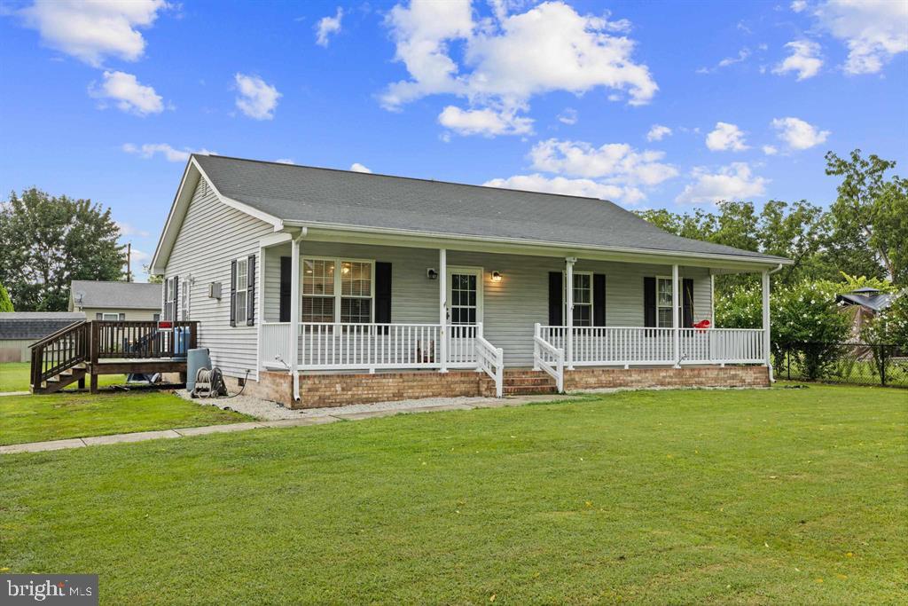 402 4TH ST, GROTTOES, Virginia 24441, 3 Bedrooms Bedrooms, ,2 BathroomsBathrooms,Residential,For sale,402 4TH ST,VARO2002486 MLS # VARO2002486