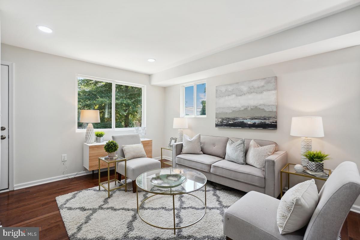4224 SOUTHERN AVE SE, WASHINGTON, District Of Columbia 20019, 3 Bedrooms Bedrooms, ,2 BathroomsBathrooms,Residential,For sale,4224 SOUTHERN AVE SE,DCDC2214406 MLS # DCDC2214406
