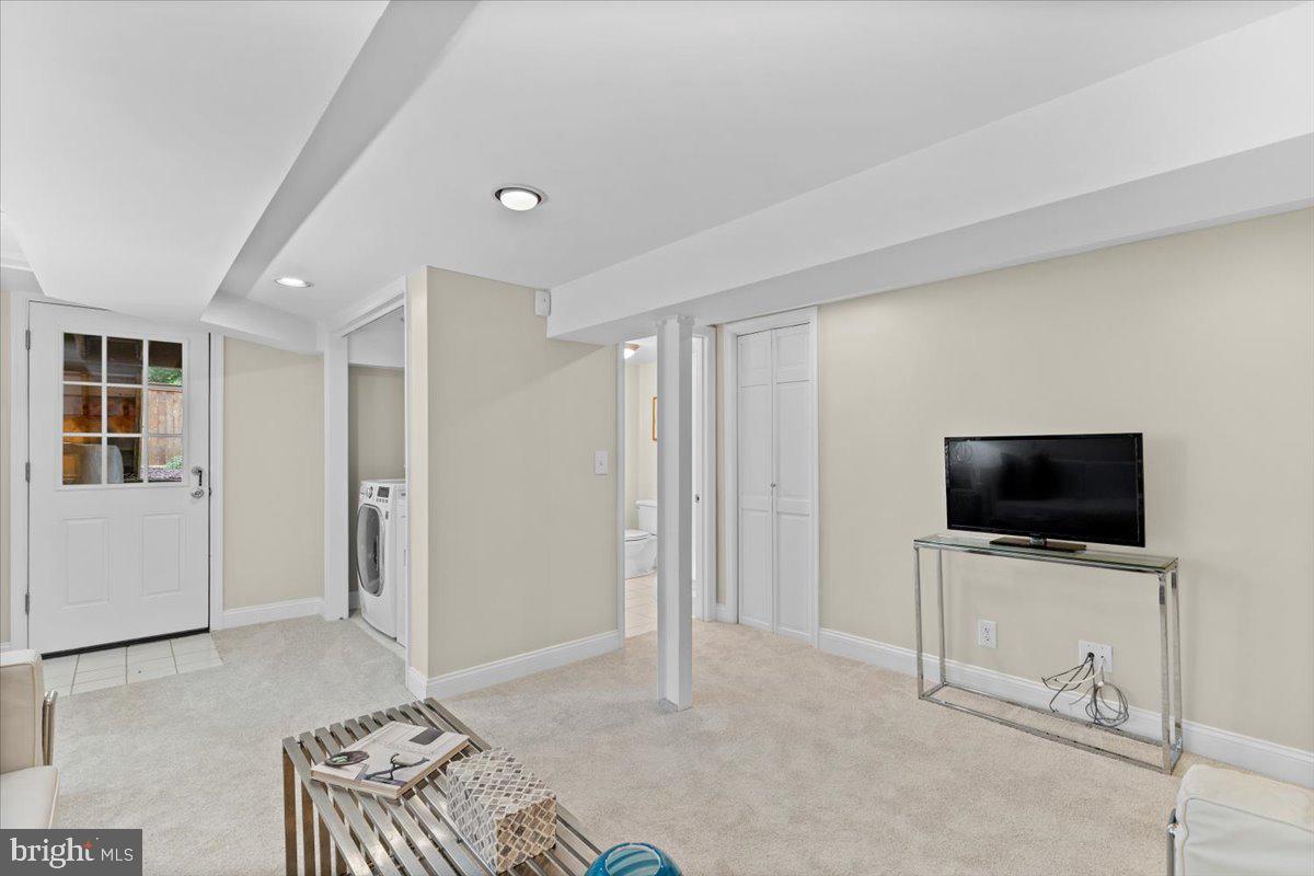 4332 CHESAPEAKE ST NW, WASHINGTON, District Of Columbia 20016, 3 Bedrooms Bedrooms, ,2 BathroomsBathrooms,Residential,For sale,4332 CHESAPEAKE ST NW,DCDC2214430 MLS # DCDC2214430