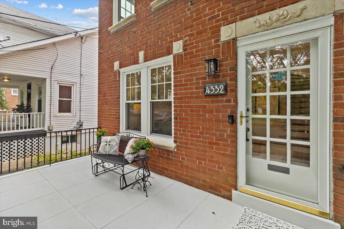 4332 CHESAPEAKE ST NW, WASHINGTON, District Of Columbia 20016, 3 Bedrooms Bedrooms, ,2 BathroomsBathrooms,Residential,For sale,4332 CHESAPEAKE ST NW,DCDC2214430 MLS # DCDC2214430