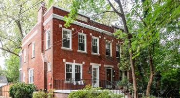 4332 CHESAPEAKE ST NW, WASHINGTON, District Of Columbia 20016, 3 Bedrooms Bedrooms, ,2 BathroomsBathrooms,Residential,For sale,4332 CHESAPEAKE ST NW,DCDC2214430 MLS # DCDC2214430