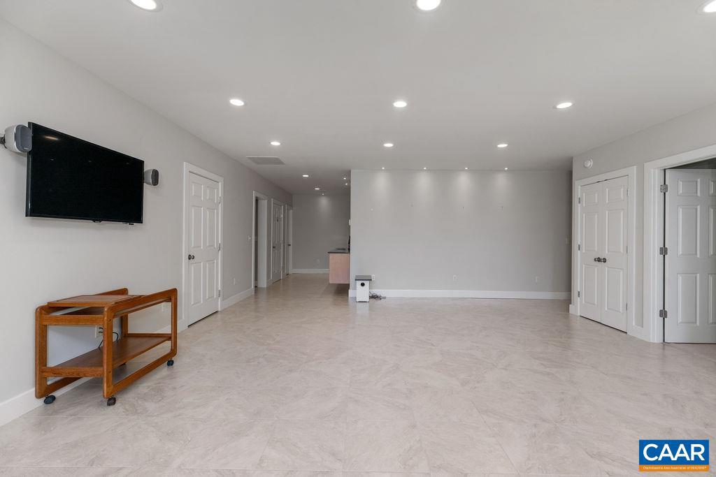 1142 BLUE RIDGE DR, WINTERGREEN RESORT, Virginia 22967, 6 Bedrooms Bedrooms, ,5 BathroomsBathrooms,Residential,For sale,1142 BLUE RIDGE DR,667646 MLS # 667646