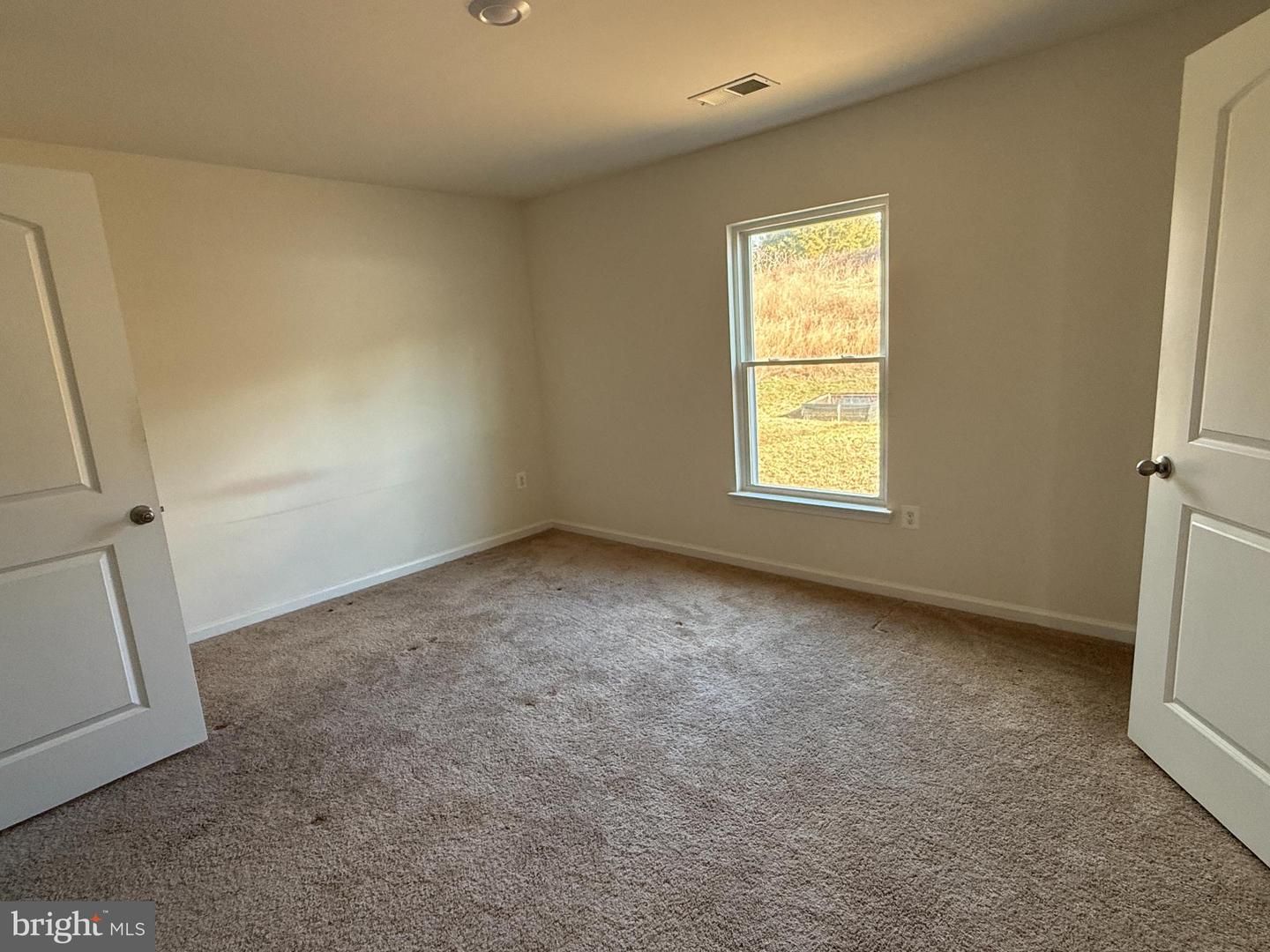 17025 BROOKWOOD DR, BOWLING GREEN, Virginia 22427, 3 Bedrooms Bedrooms, 9 Rooms Rooms,2 BathroomsBathrooms,Residential,For sale,17025 BROOKWOOD DR,VACV2007294 MLS # VACV2007294