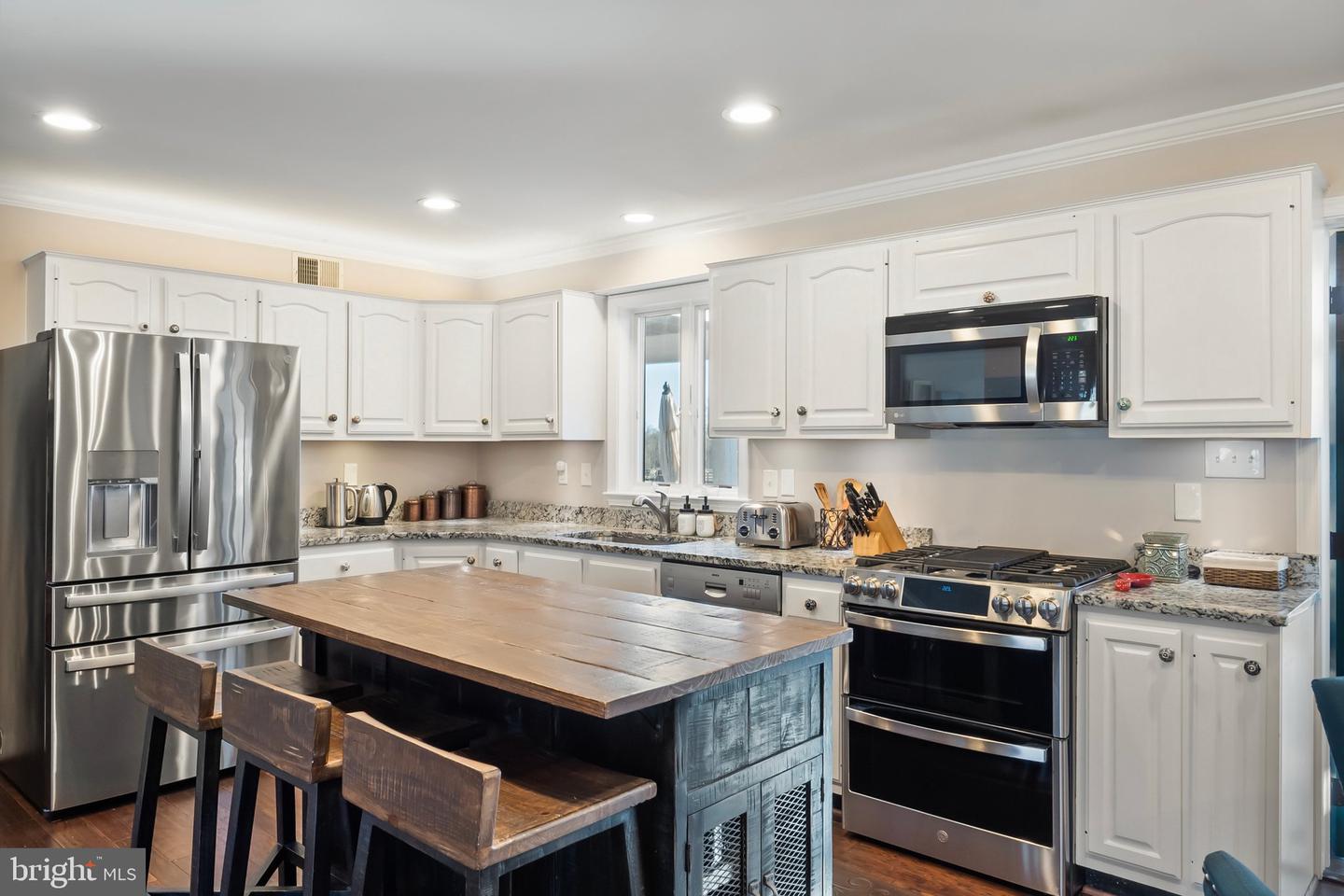 19798 FOGGY BOTTOM RD, BLUEMONT, Virginia 20135, 3 Bedrooms Bedrooms, ,2 BathroomsBathrooms,Residential,For sale,19798 FOGGY BOTTOM RD,VALO2087556 MLS # VALO2087556