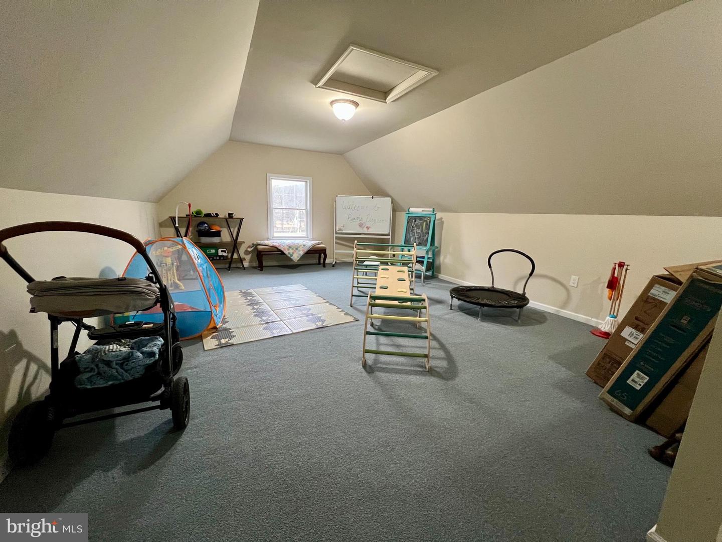 19798 FOGGY BOTTOM RD, BLUEMONT, Virginia 20135, 3 Bedrooms Bedrooms, ,2 BathroomsBathrooms,Residential,For sale,19798 FOGGY BOTTOM RD,VALO2087556 MLS # VALO2087556