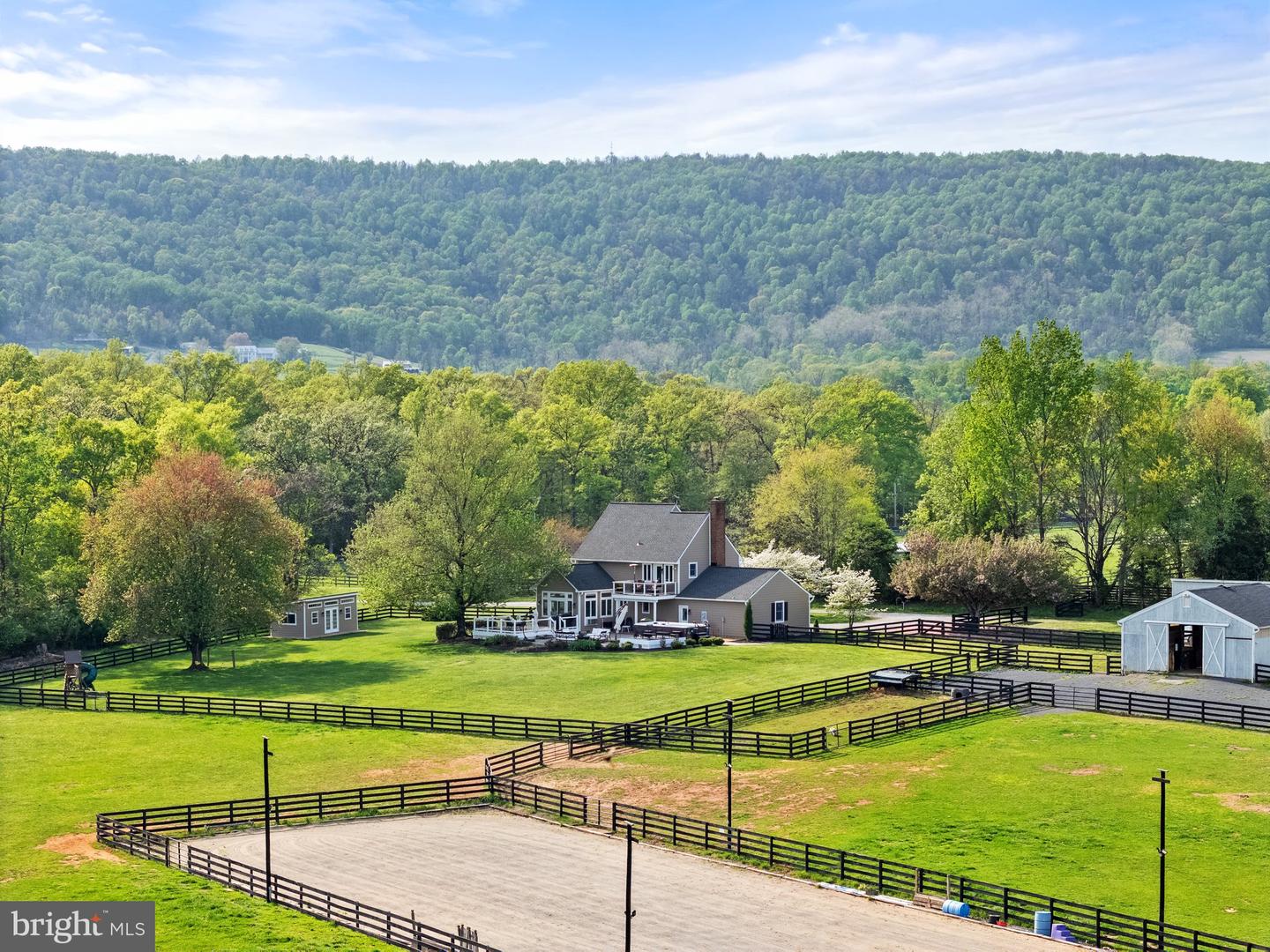19798 FOGGY BOTTOM RD, BLUEMONT, Virginia 20135, 3 Bedrooms Bedrooms, ,2 BathroomsBathrooms,Residential,For sale,19798 FOGGY BOTTOM RD,VALO2087556 MLS # VALO2087556