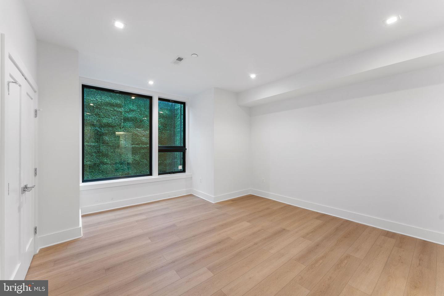 1414 5TH ST NW #A, WASHINGTON, District Of Columbia 20001, 3 Bedrooms Bedrooms, ,3 BathroomsBathrooms,Residential,For sale,1414 5TH ST NW #A,DCDC2186826 MLS # DCDC2186826