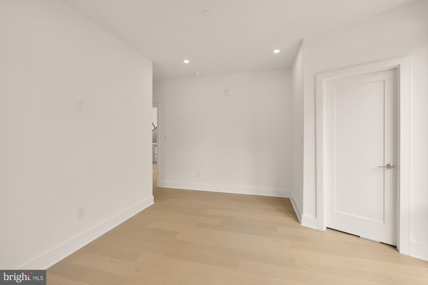 1850 CAPITOL AVE NE #1, WASHINGTON, District Of Columbia 20002, 4 Bedrooms Bedrooms, ,4 BathroomsBathrooms,Residential,For sale,1850 CAPITOL AVE NE #1,DCDC2188892 MLS # DCDC2188892