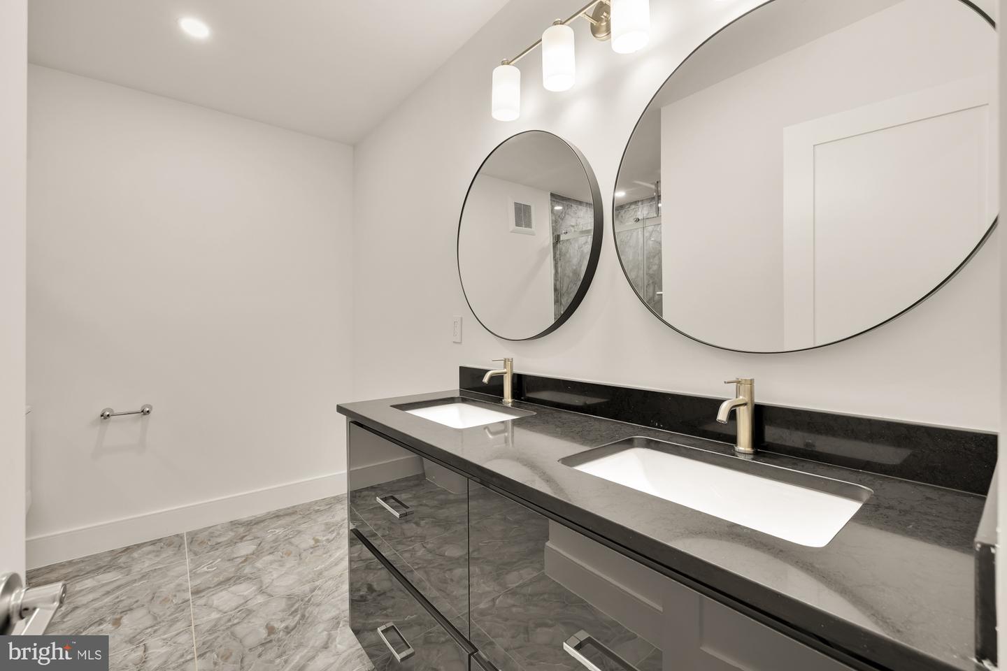 1850 CAPITOL AVE NE #1, WASHINGTON, District Of Columbia 20002, 4 Bedrooms Bedrooms, ,4 BathroomsBathrooms,Residential,For sale,1850 CAPITOL AVE NE #1,DCDC2188892 MLS # DCDC2188892