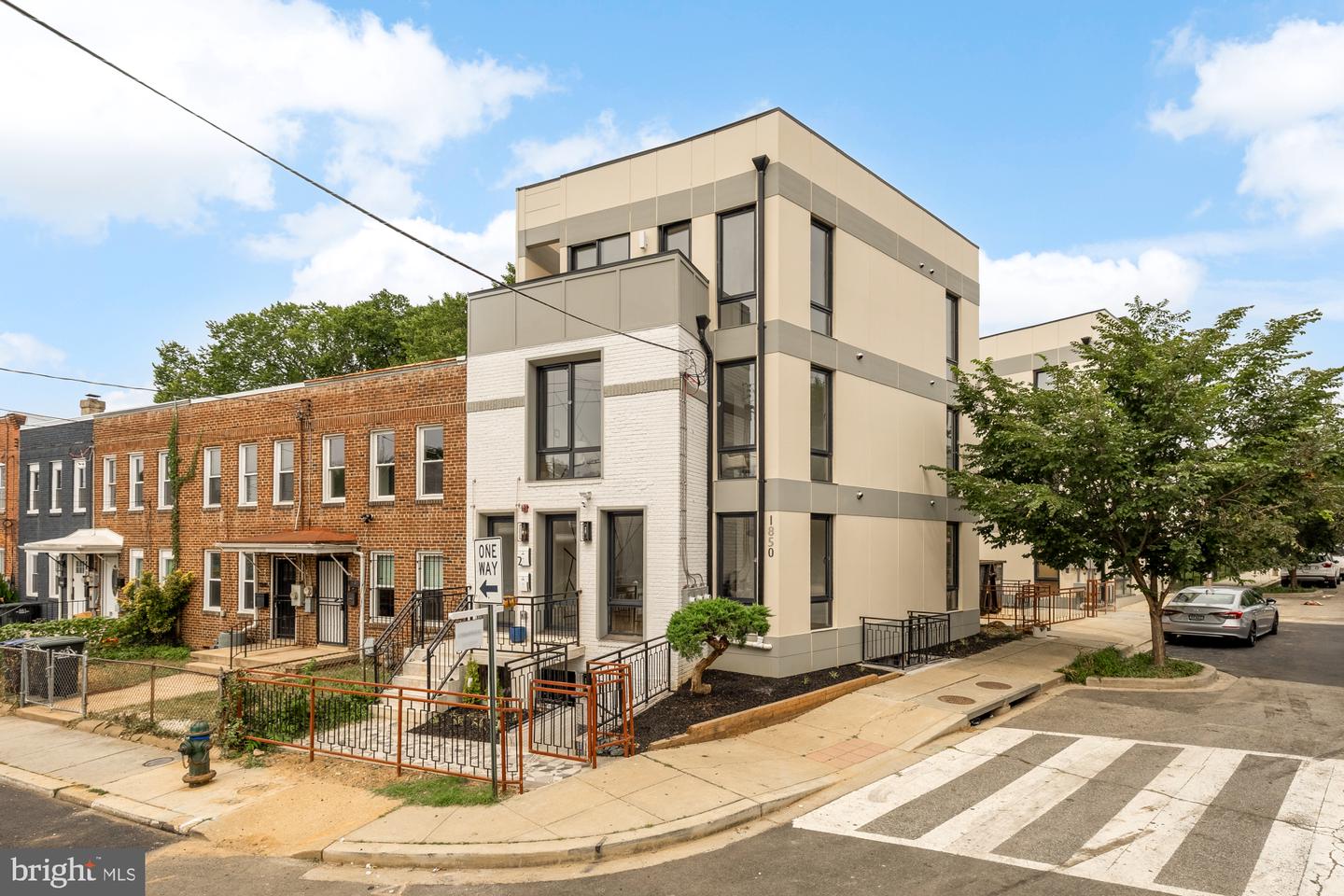 1850 CAPITOL AVE NE #1, WASHINGTON, District Of Columbia 20002, 4 Bedrooms Bedrooms, ,4 BathroomsBathrooms,Residential,For sale,1850 CAPITOL AVE NE #1,DCDC2188892 MLS # DCDC2188892