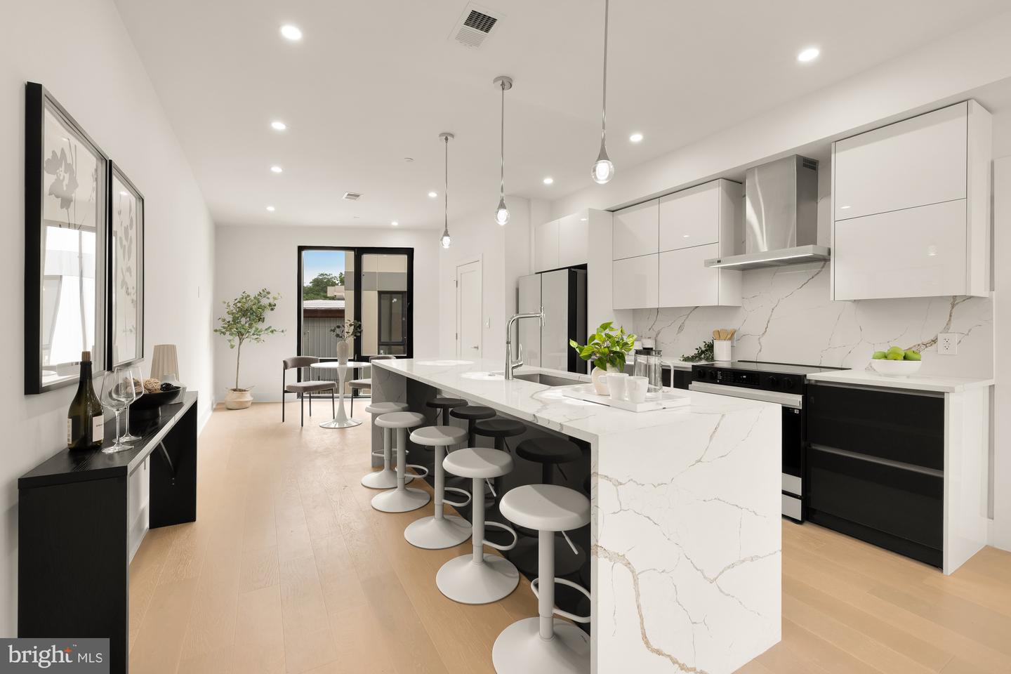 1850 CAPITOL AVE NE #2, WASHINGTON, District Of Columbia 20002, 4 Bedrooms Bedrooms, ,4 BathroomsBathrooms,Residential,For sale,1850 CAPITOL AVE NE #2,DCDC2188896 MLS # DCDC2188896