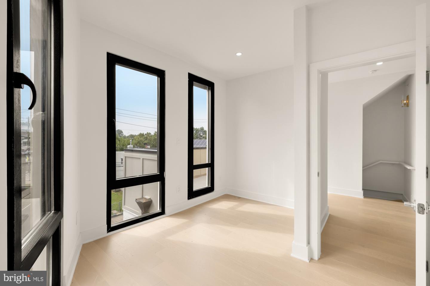 1850 CAPITOL AVE NE #2, WASHINGTON, District Of Columbia 20002, 4 Bedrooms Bedrooms, ,4 BathroomsBathrooms,Residential,For sale,1850 CAPITOL AVE NE #2,DCDC2188896 MLS # DCDC2188896