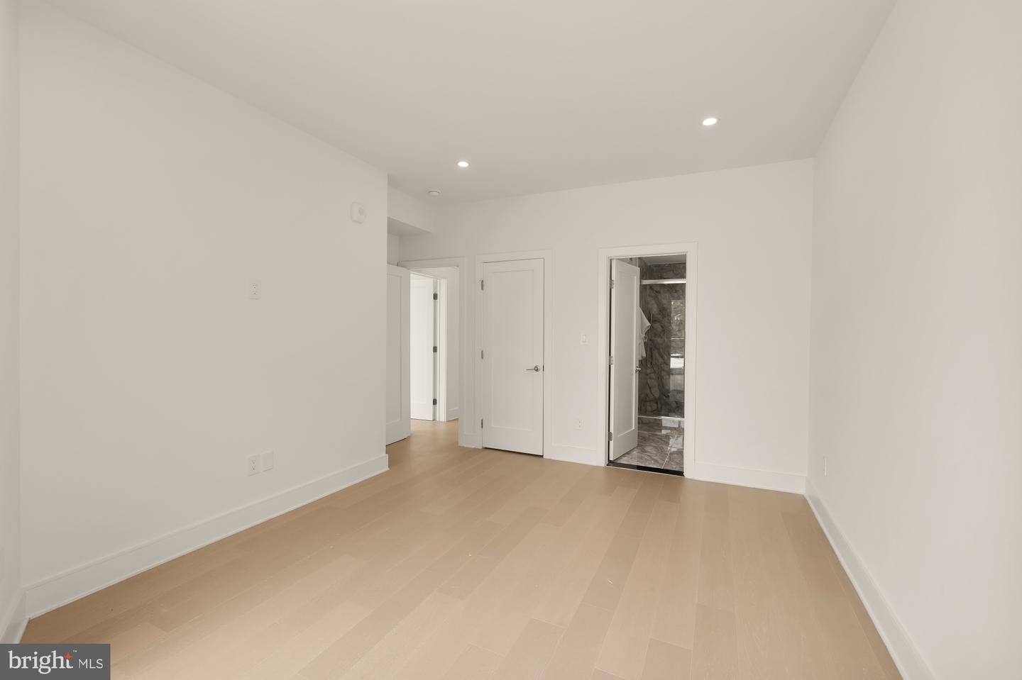 1850 CAPITOL AVE NE #2, WASHINGTON, District Of Columbia 20002, 4 Bedrooms Bedrooms, ,4 BathroomsBathrooms,Residential,For sale,1850 CAPITOL AVE NE #2,DCDC2188896 MLS # DCDC2188896