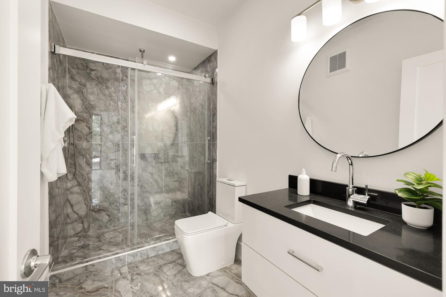 1850 CAPITOL AVE NE #2, WASHINGTON, District Of Columbia 20002, 4 Bedrooms Bedrooms, ,4 BathroomsBathrooms,Residential,For sale,1850 CAPITOL AVE NE #2,DCDC2188896 MLS # DCDC2188896