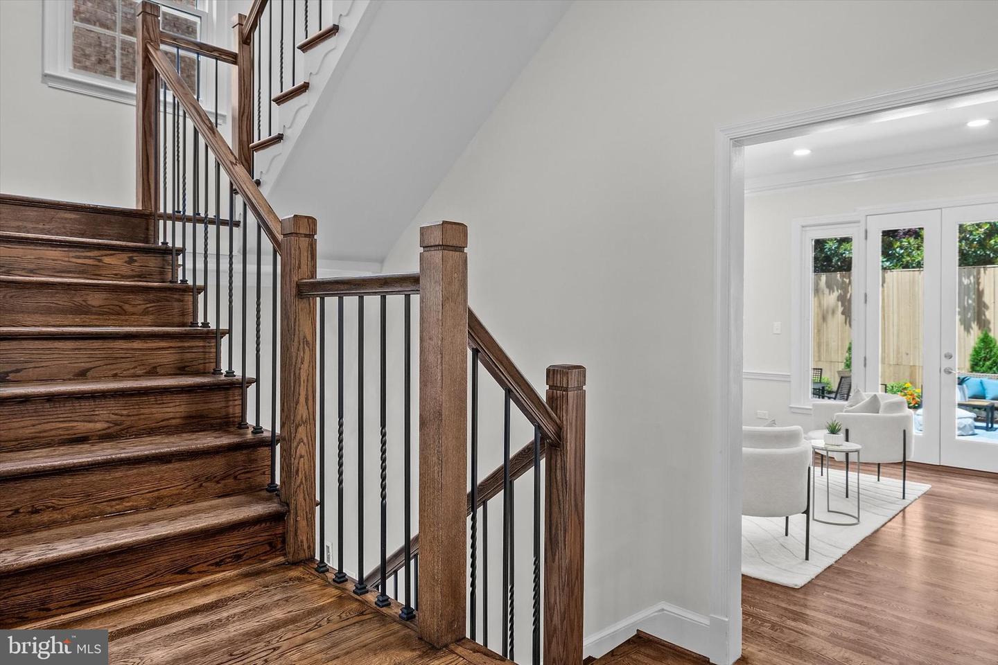 113 QUEEN ST, ALEXANDRIA, Virginia 22314, 4 Bedrooms Bedrooms, ,3 BathroomsBathrooms,Residential,For sale,113 QUEEN ST,VAAX2043708 MLS # VAAX2043708