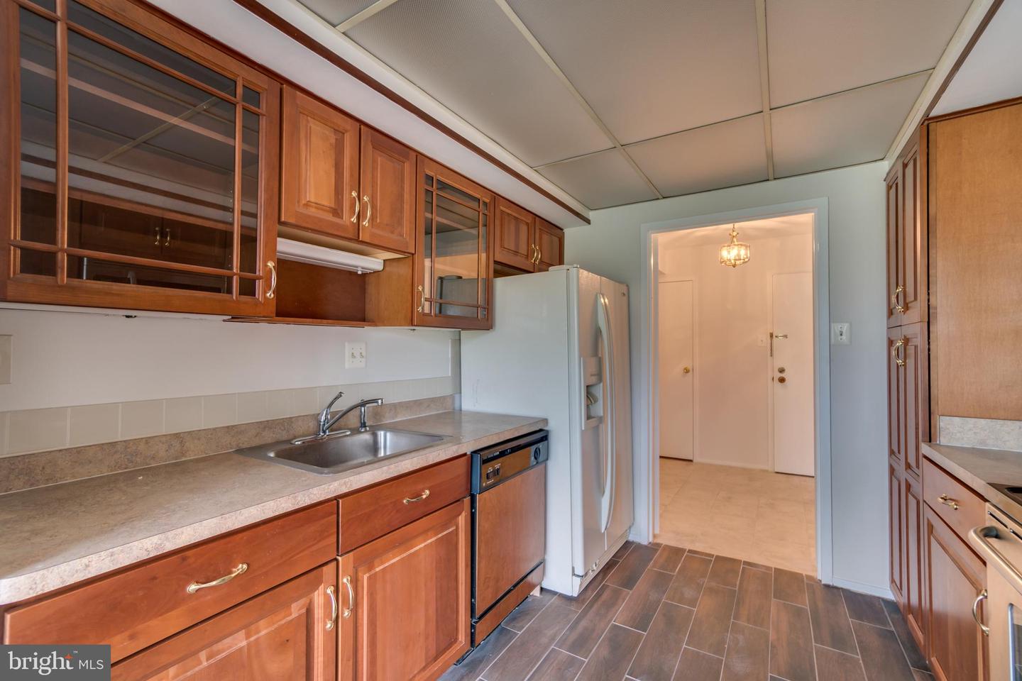 10300 BUSHMAN DR #209, OAKTON, Virginia 22124, 3 Bedrooms Bedrooms, ,2 BathroomsBathrooms,Residential,For sale,10300 BUSHMAN DR #209,VAFX2239370 MLS # VAFX2239370