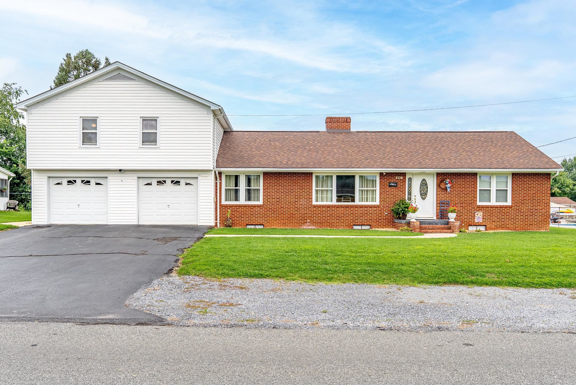 216 AL GOOD DR, STANLEY, Virginia 22851, 3 Bedrooms Bedrooms, ,2 BathroomsBathrooms,Residential,216 AL GOOD DR,667654 MLS # 667654
