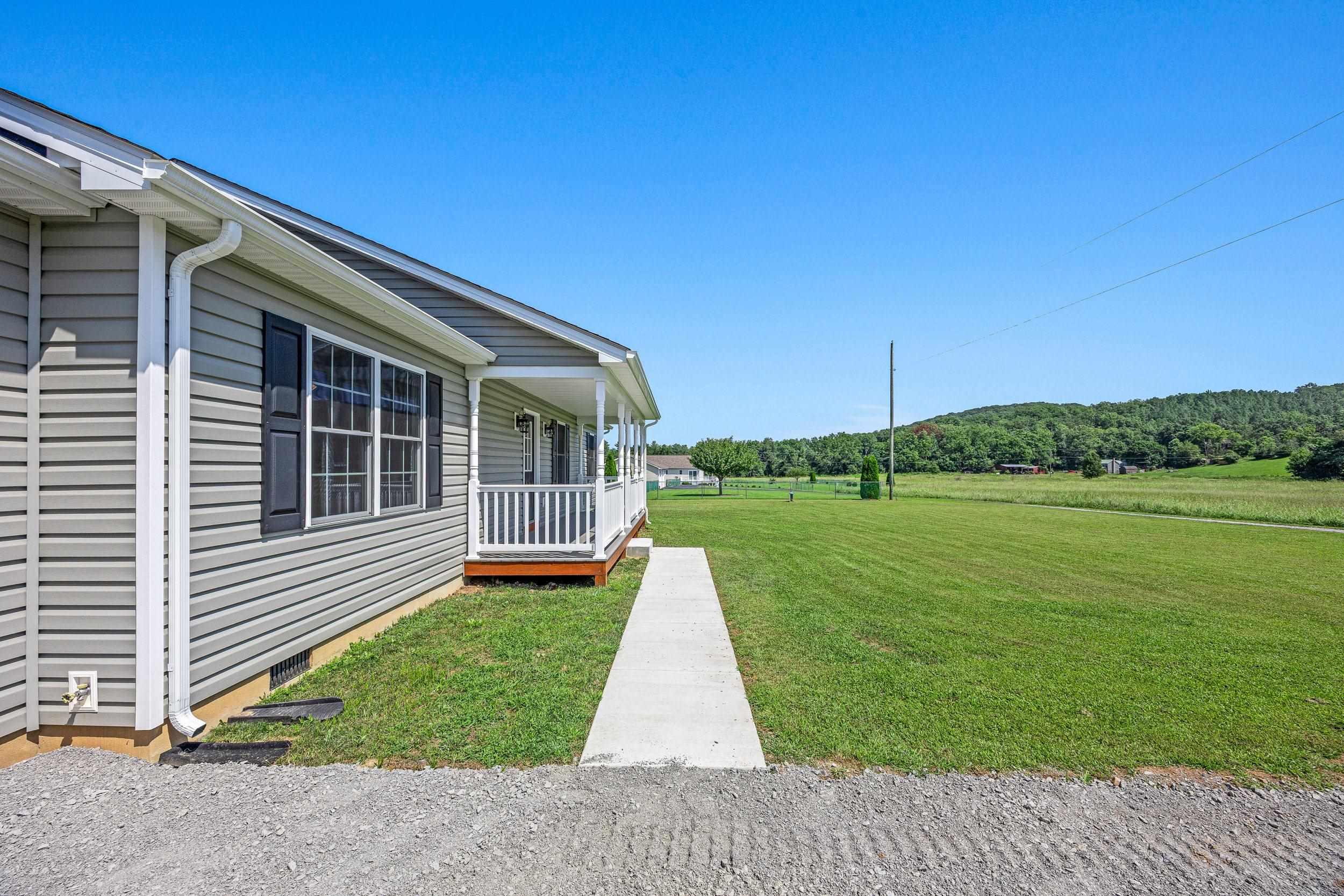137 GOLDFINCH LN, LURAY, Virginia 22835, 3 Bedrooms Bedrooms, ,2 BathroomsBathrooms,Residential,137 GOLDFINCH LN,667655 MLS # 667655
