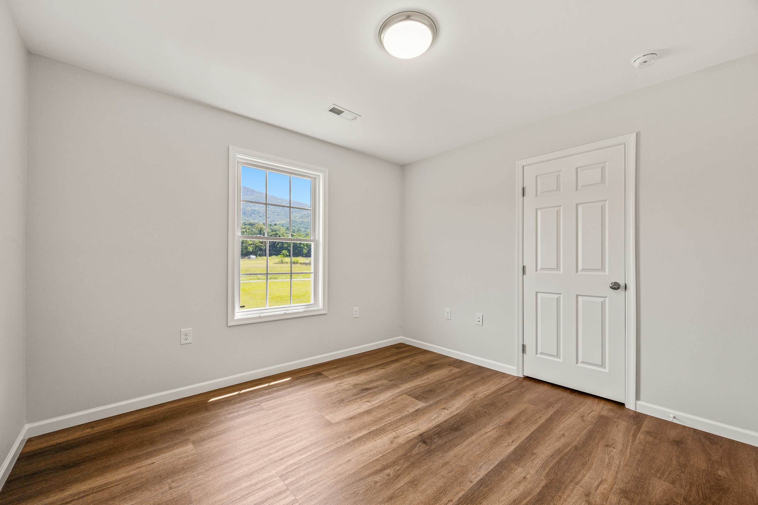 137 GOLDFINCH LN, LURAY, Virginia 22835, 3 Bedrooms Bedrooms, ,2 BathroomsBathrooms,Residential,137 GOLDFINCH LN,667655 MLS # 667655