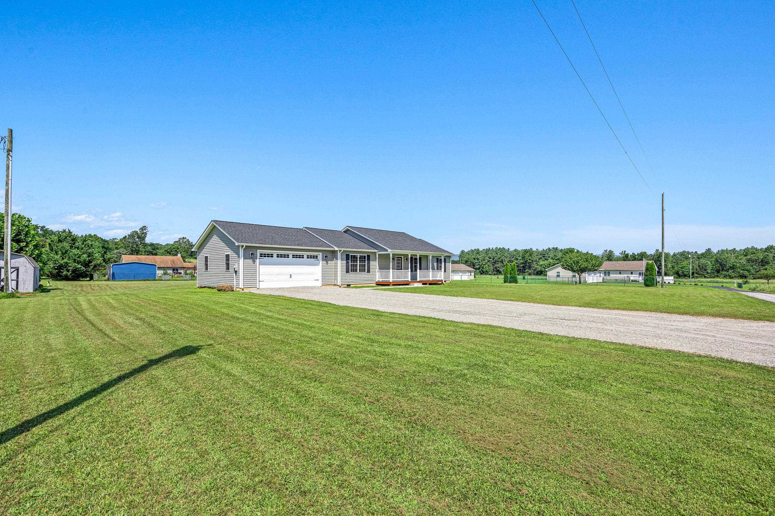 137 GOLDFINCH LN, LURAY, Virginia 22835, 3 Bedrooms Bedrooms, ,2 BathroomsBathrooms,Residential,137 GOLDFINCH LN,667655 MLS # 667655