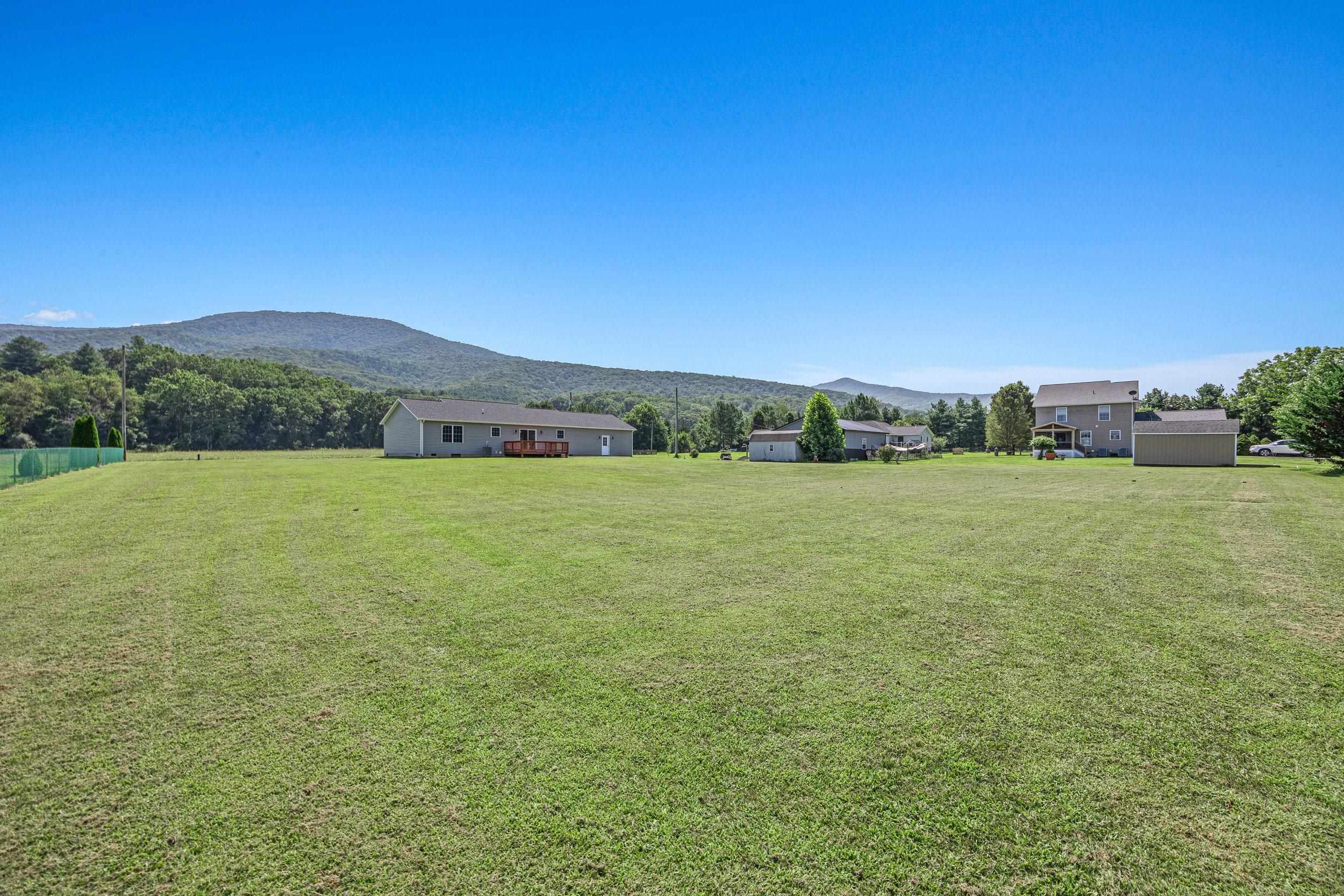 137 GOLDFINCH LN, LURAY, Virginia 22835, 3 Bedrooms Bedrooms, ,2 BathroomsBathrooms,Residential,137 GOLDFINCH LN,667655 MLS # 667655