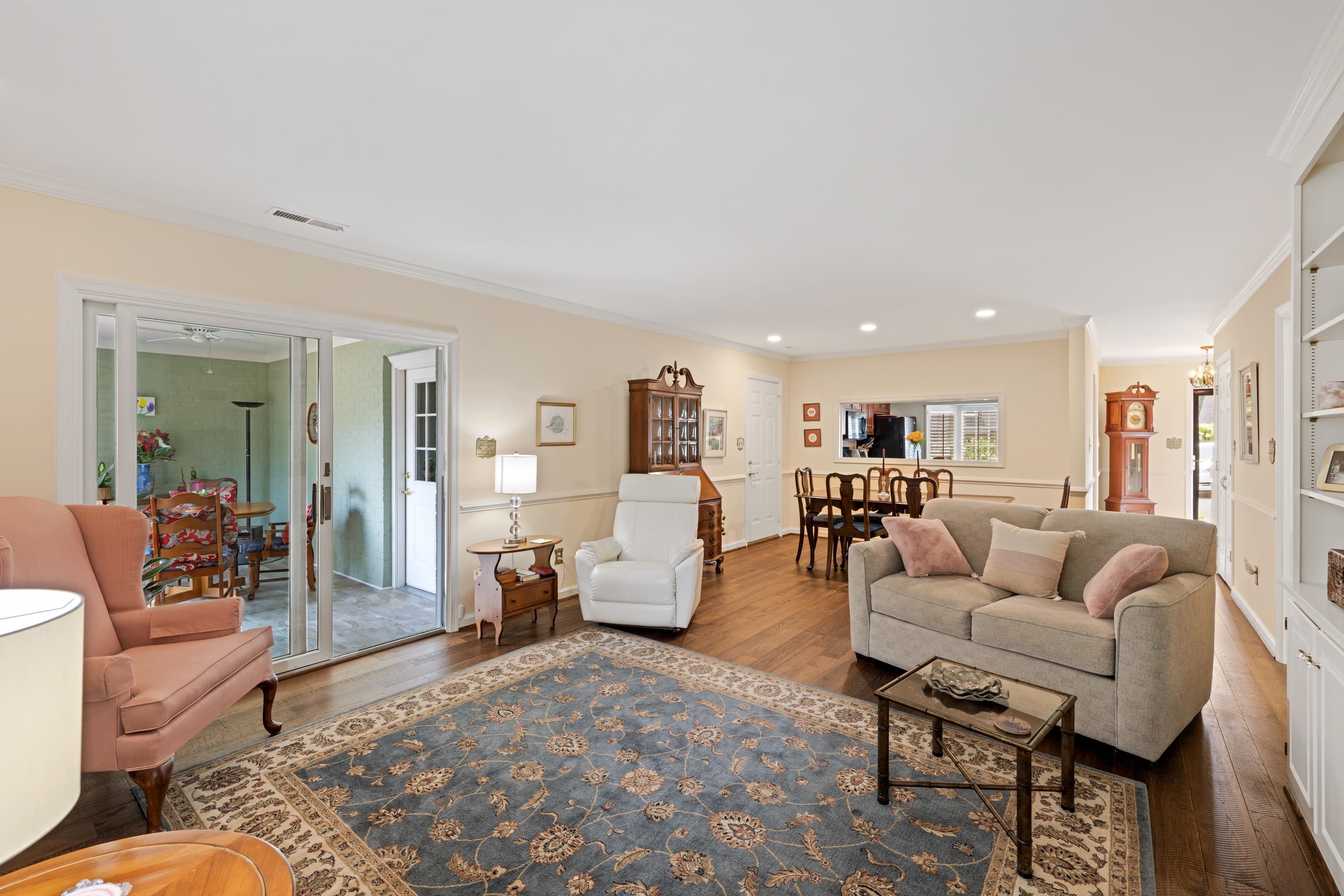 10 PELHAM GREEN WEST, WAYNESBORO, Virginia 22980, 4 Bedrooms Bedrooms, ,2 BathroomsBathrooms,Residential,10 PELHAM GREEN WEST,667660 MLS # 667660