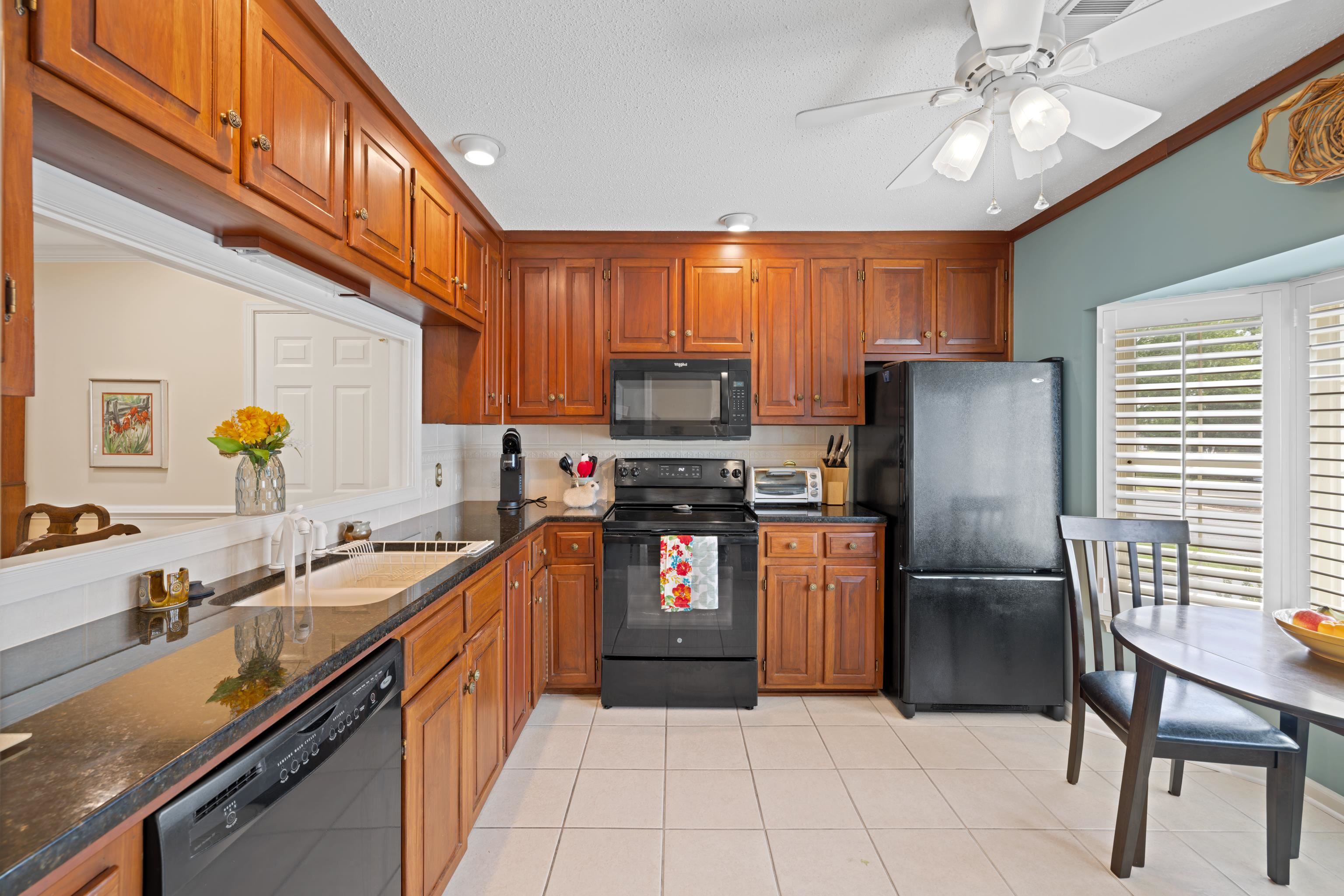10 PELHAM GREEN WEST, WAYNESBORO, Virginia 22980, 4 Bedrooms Bedrooms, ,2 BathroomsBathrooms,Residential,10 PELHAM GREEN WEST,667660 MLS # 667660
