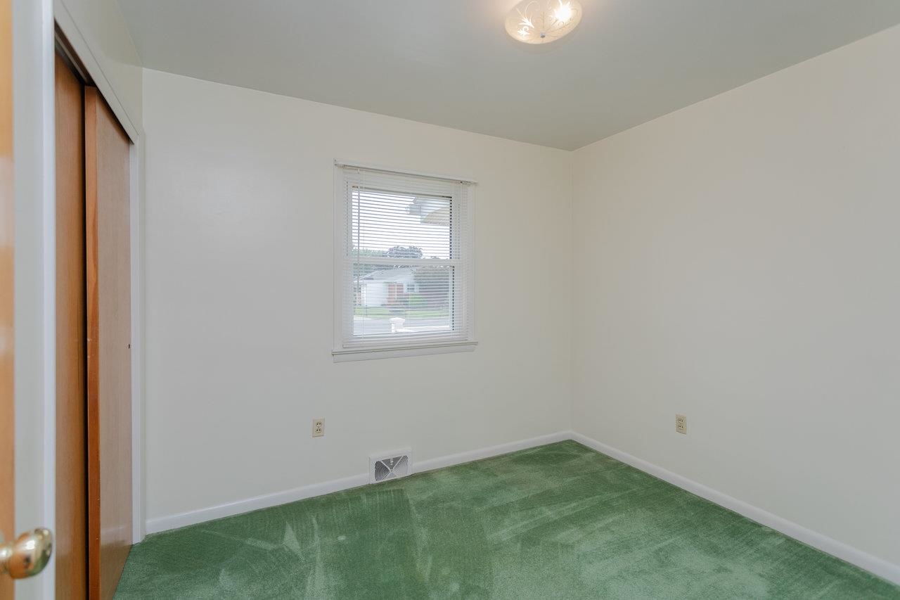 1019 ROCKINGHAM DR, HARRISONBURG, Virginia 22802, 3 Bedrooms Bedrooms, ,1 BathroomBathrooms,Residential,1019 ROCKINGHAM DR,667662 MLS # 667662