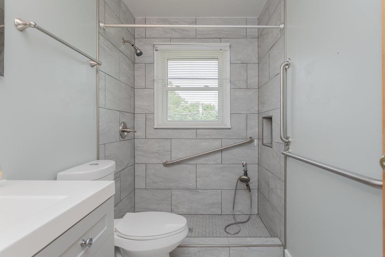 1019 ROCKINGHAM DR, HARRISONBURG, Virginia 22802, 3 Bedrooms Bedrooms, ,1 BathroomBathrooms,Residential,1019 ROCKINGHAM DR,667662 MLS # 667662