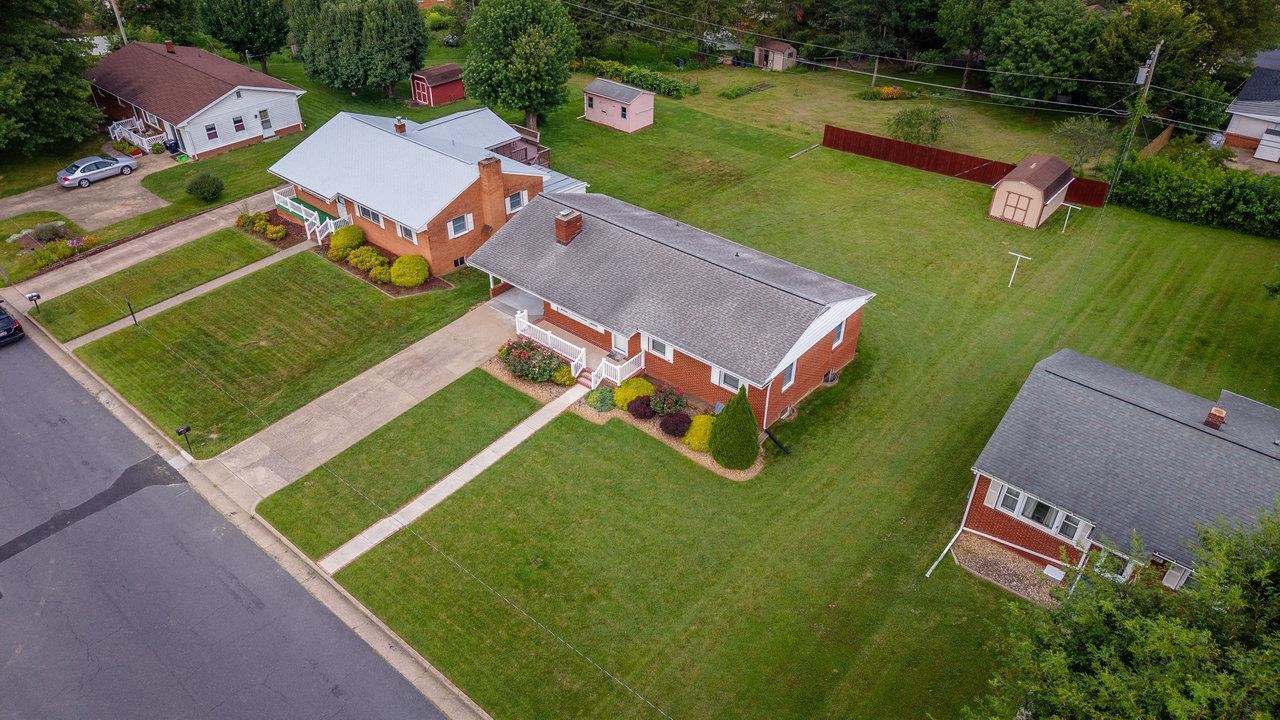 1019 ROCKINGHAM DR, HARRISONBURG, Virginia 22802, 3 Bedrooms Bedrooms, ,1 BathroomBathrooms,Residential,1019 ROCKINGHAM DR,667662 MLS # 667662