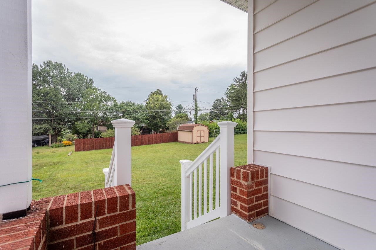 1019 ROCKINGHAM DR, HARRISONBURG, Virginia 22802, 3 Bedrooms Bedrooms, ,1 BathroomBathrooms,Residential,1019 ROCKINGHAM DR,667662 MLS # 667662