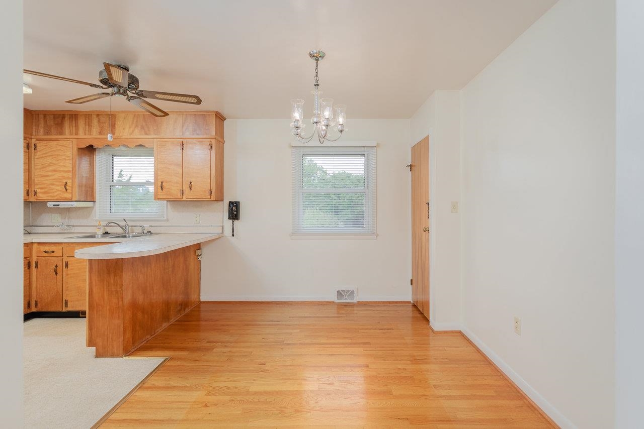 1019 ROCKINGHAM DR, HARRISONBURG, Virginia 22802, 3 Bedrooms Bedrooms, ,1 BathroomBathrooms,Residential,1019 ROCKINGHAM DR,667662 MLS # 667662