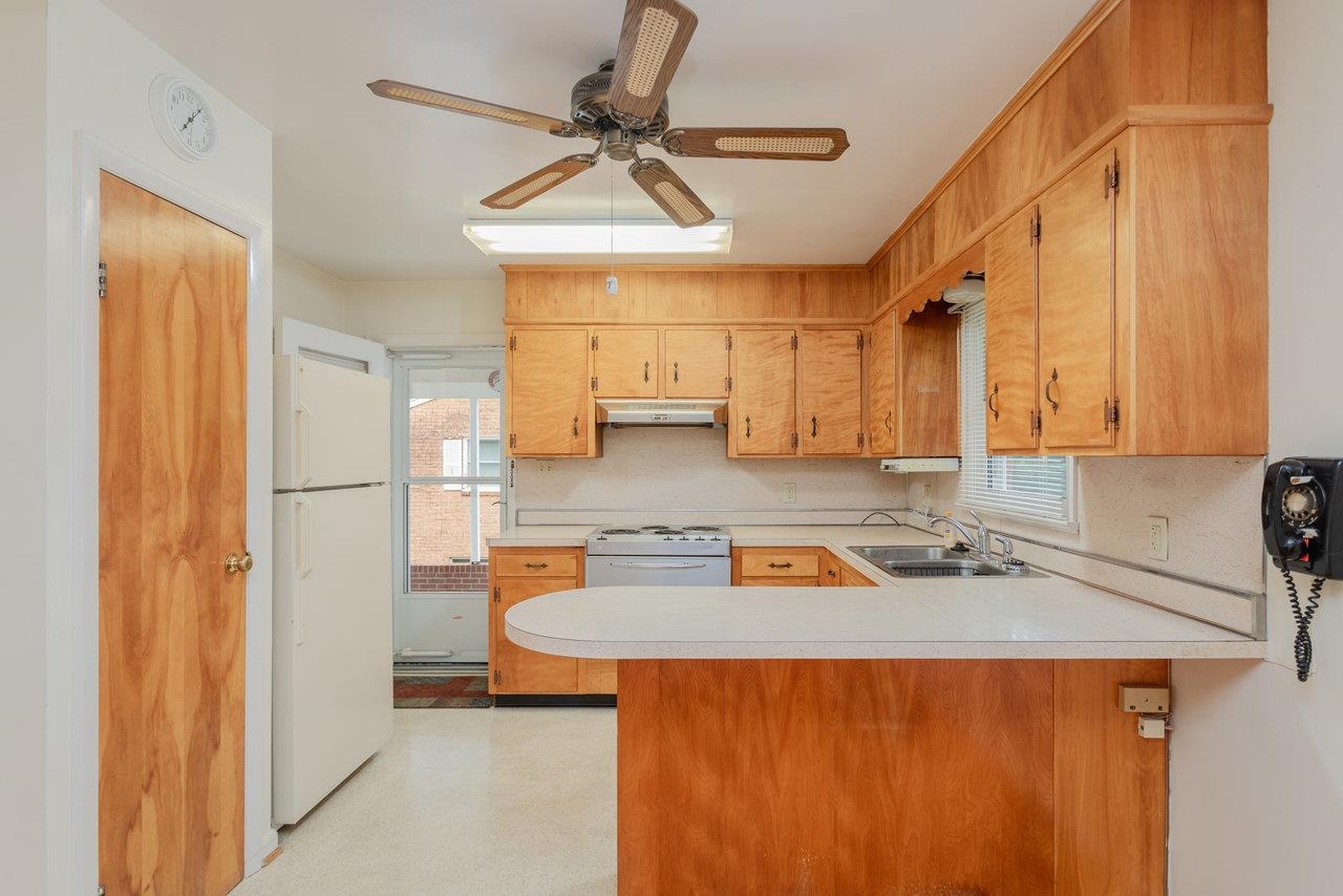 1019 ROCKINGHAM DR, HARRISONBURG, Virginia 22802, 3 Bedrooms Bedrooms, ,1 BathroomBathrooms,Residential,1019 ROCKINGHAM DR,667662 MLS # 667662
