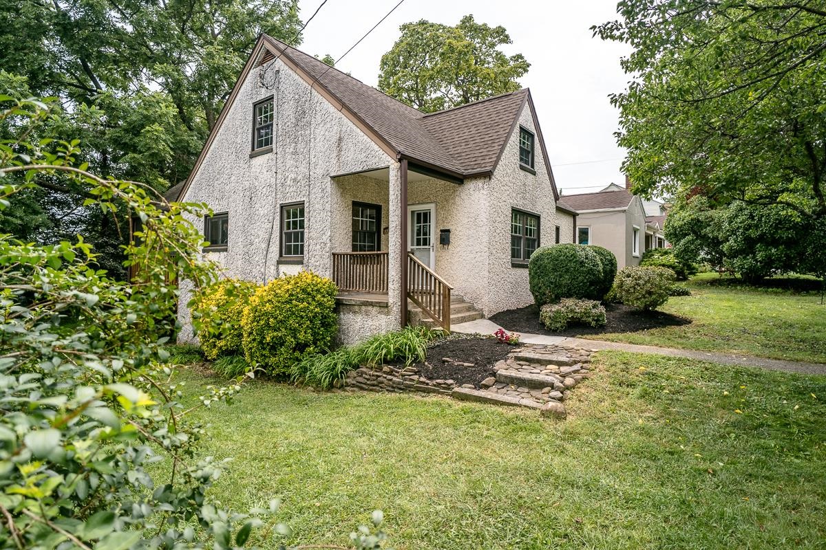 916.5 CHESTNUT DR, HARRISONBURG, Virginia 22801, 3 Bedrooms Bedrooms, ,1 BathroomBathrooms,Residential,916.5 CHESTNUT DR,667665 MLS # 667665