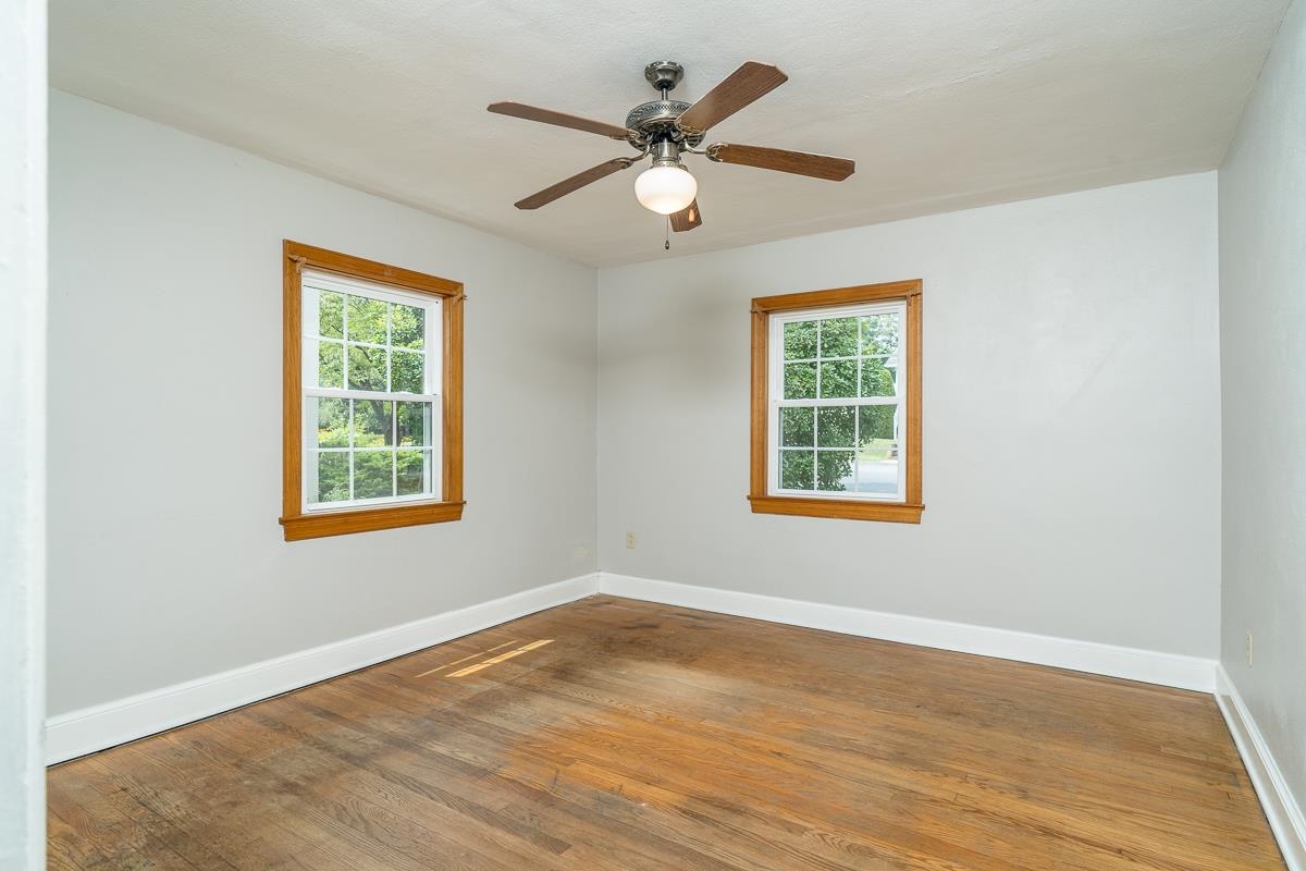 916.5 CHESTNUT DR, HARRISONBURG, Virginia 22801, 3 Bedrooms Bedrooms, ,1 BathroomBathrooms,Residential,916.5 CHESTNUT DR,667665 MLS # 667665