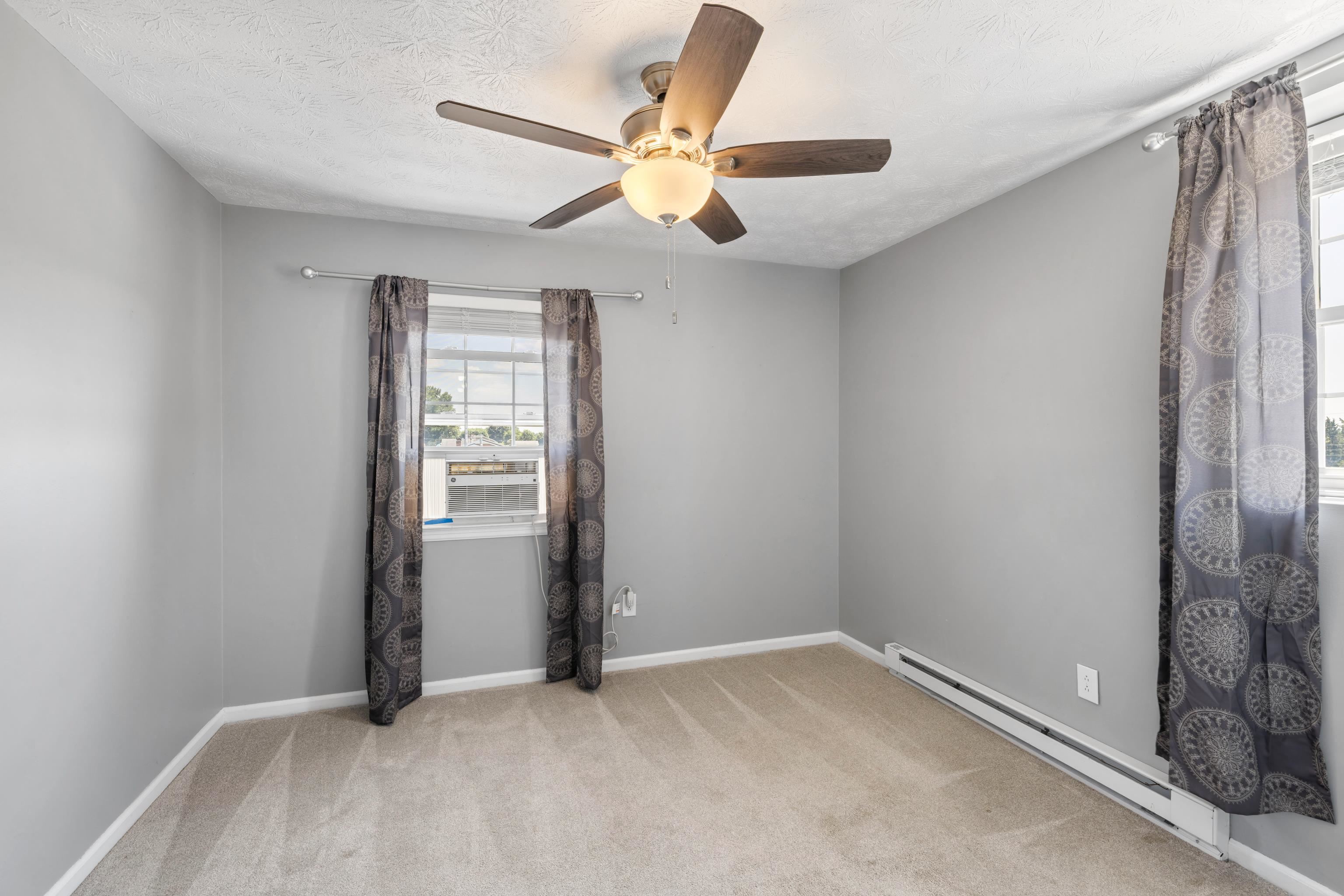 308 SKYVIEW CIR, VERONA, Virginia 24482, 3 Bedrooms Bedrooms, ,2 BathroomsBathrooms,Residential,308 SKYVIEW CIR,667666 MLS # 667666