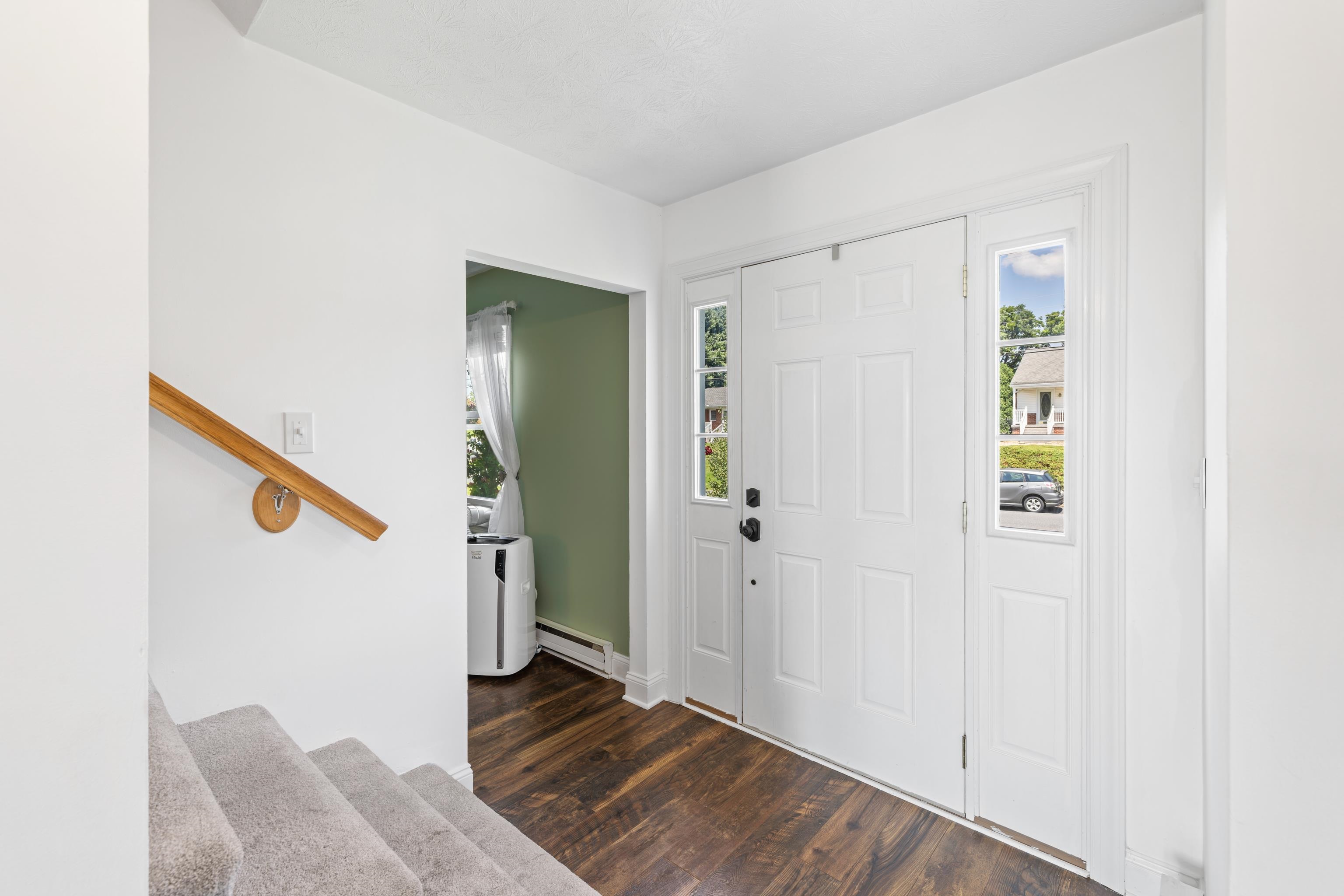 308 SKYVIEW CIR, VERONA, Virginia 24482, 3 Bedrooms Bedrooms, ,2 BathroomsBathrooms,Residential,308 SKYVIEW CIR,667666 MLS # 667666