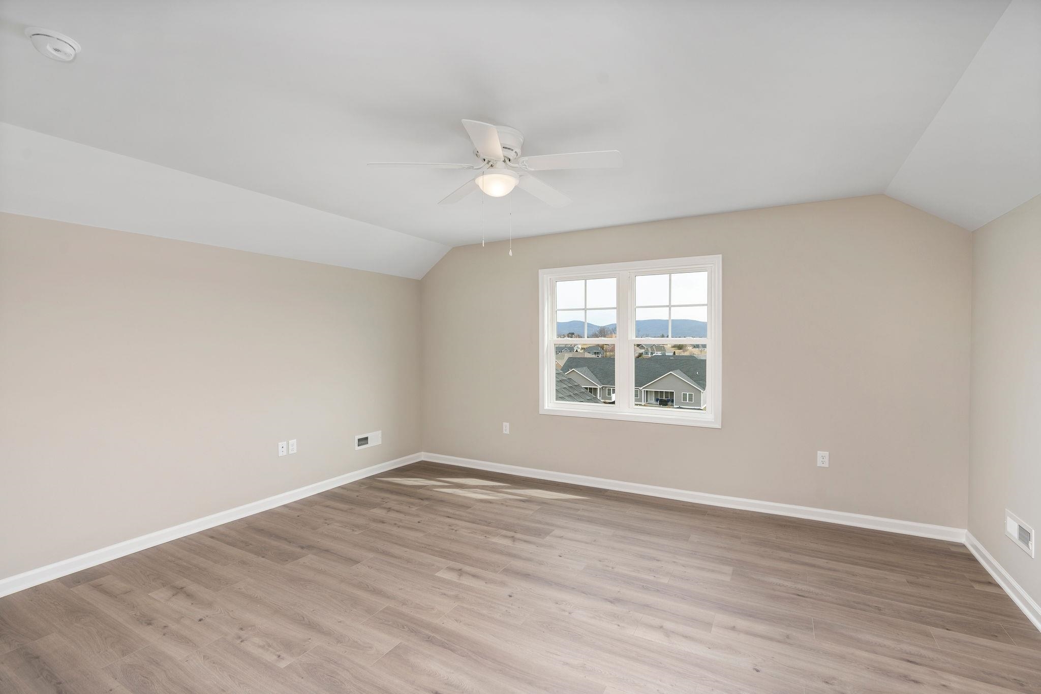 205 SPRING RUN LN, WAYNESBORO, Virginia 22980, 4 Bedrooms Bedrooms, ,3 BathroomsBathrooms,Residential,205 SPRING RUN LN,667669 MLS # 667669